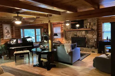 Image de Lake living in a relaxed family and pet-friendly home