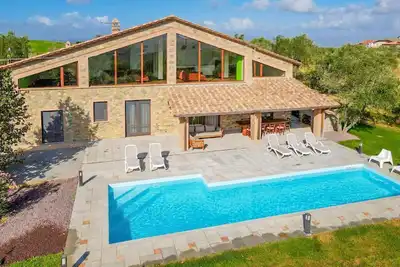 Image de Villa Il Girasole - Sept Chambres Villa, Couchages 20