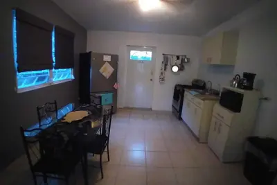 Image de Rain forest view. Closed to rivers. 20 minutes to Luquillo beaches