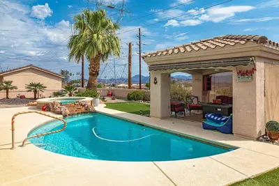Image de Lake Escape - Pool, Spa, Lake View, Pet Friendly