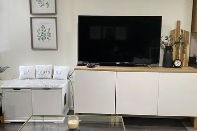 Beautiful 2 Bedroom with Patio in Brooklyn