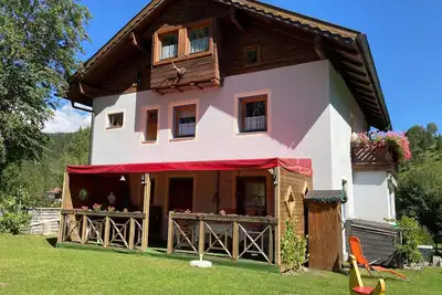 Appartement spacieux avec balcon et vue