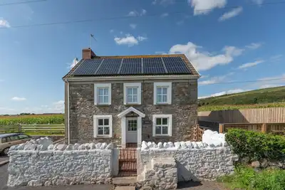 Image de Bryntowy (sleeps 6).