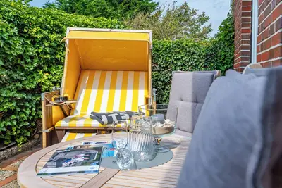 Image de 3-room apartment on the first floor for up to 3 people with terrace & beach chair.
