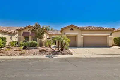 Beautiful Home is a Sunshine Lovers Dream! ! !