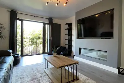 Image de Maison-Salle de bain privée séparée-Balcon