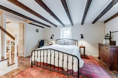 Image de Cozy Spring House in Gorgeous Chadds Ford!