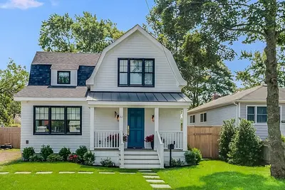 Image de Hamptons Style Cottage