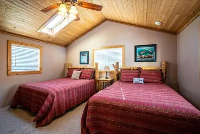 Image de Stay in a historical mountain town!