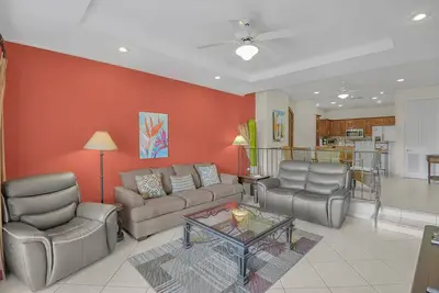 Image de Luxury Condo w/ golf course View located in family friendly community