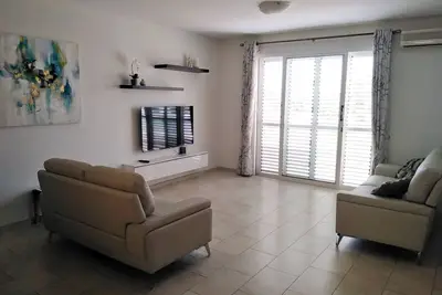 Image de Kato Paphos Suites - 2-Bedroom, 2-Bathroom Apartment with WiFi, Pool & a/c