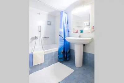 Image de Central-Spacious 3b/room w/Terrace