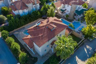 Villa Etki (Efficient) with private pool and garden/ free WiFi