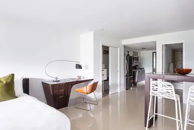 Image de Studio with Two Queen Beds and Kitchenette, Steps away from Bal Harbour Beach