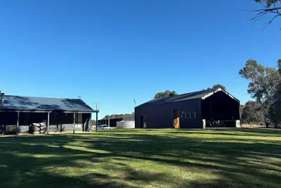 Image de River Lodge – Waterfront Stay with Private Jetty | Near Echuca