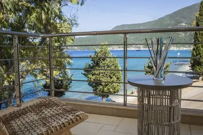 Image de Penthouse Ammos - Meliti
