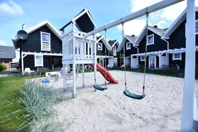 Image de Maison de vacances Grzybowo pour 1 - 6 personnes avec 2 chambres à coucher - Maison de vacances