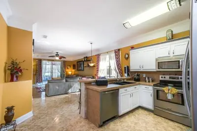 Image de Fantastically New decorated 4 bed 2  bath Pool Villa