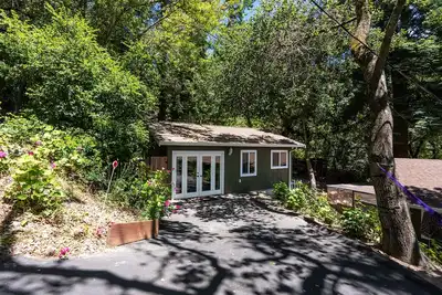 Image de VillaNola! Your Santa Cruz Mnts Abode Under Redwoods, No Crowds & All Adventure!