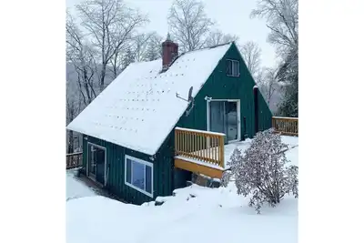 Image de Mount Snow Ski Chalet - 4 min from mountain! ! Sleeps 12+! ! Iconic experience!