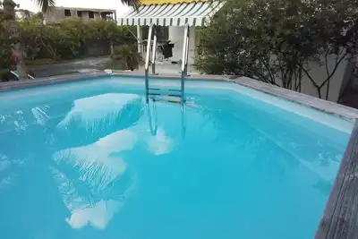 Bungalow f3 avec piscine