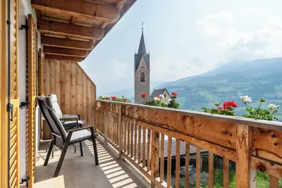 Image de Appartement de vacances \"Schlern Winklerhof\" avec vue sur les montagnes, jardin et Wi-Fi