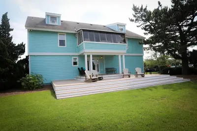 Image de Waterfront Beach House Right On The Beautiful Back Bay with amazing sunsets