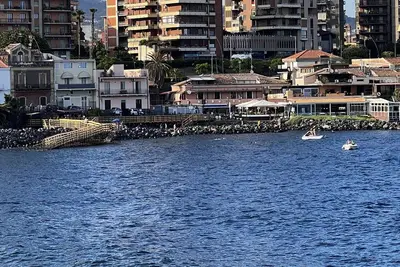 Image de Two steps from the sea and four from the historic center \"Donizetti House\"