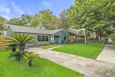 Image de City Gateway Rental:3br Remodel |WiFi|Hobby Access