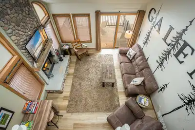 Image de Remodeled! 2b/2b, Deck off10th Golf Green, Dog Friendly, Pool, Wifi, in Resort!