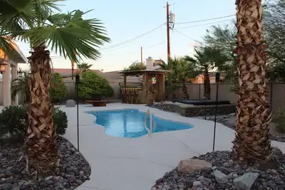 Image de Private House with Pool, Hot Tub, Tiki Bar, Garage, Lots of Parking