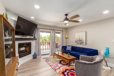 Image de McCormick Ranch Condo! Walk to Restaurants & Shops