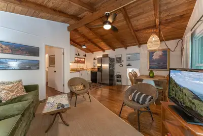 Image de The Deep Forest Green Cottage | 2 Bed, 2 Bath