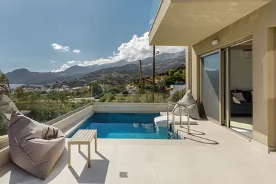 Pearl Villa I, redefined island chic - Private Heated Pool & Bbq