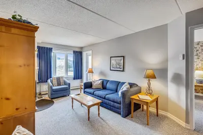 Image de Pico D305 condo ski on/off The best family mountain with access to the Pico Fitness Center