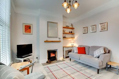 Image de Seaglass Cottage - Deux Chambres Maison, Couchages 4