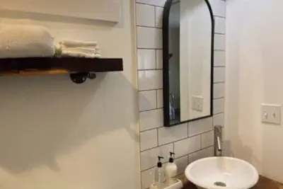 Image de Creek Cabin in Salado - walk to everything Salado has to offer!