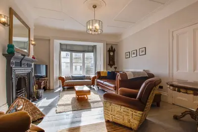 Image de West Ascent - Quatre Chambres Maison, Couchages 11