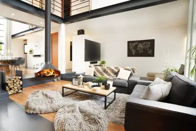 Image de Maison de vacances St Genis Pouilly pour 1 - 12 personnes avec 5 chambres à coucher - Maison mitoyen