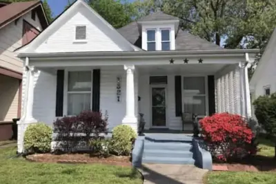 Image de Once Upon a Time Cottage, home away from home. Dog friendly, close to downtown