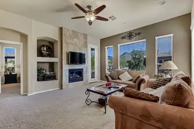 Image de Townhome next to the Pool with Fabulous Mountain Views