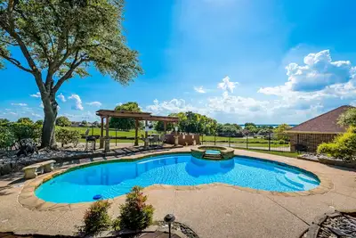 Image de Heated Pool & Spa! Pool Table! Sleeps 14-16 Adults