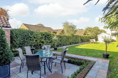 Image de 2 bedroom accommodation in Holt