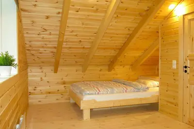 Image de Merveilleuse maison de vacances privée pour 6 personnes avec climatisation, Wifi, Tv et terrasse