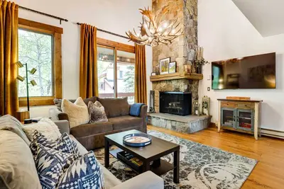 Image de Maison rénovée à Vail - À pied jusqu'au sentier Booth Falls