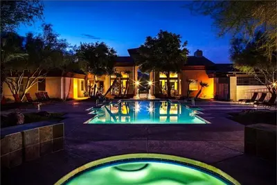 7 Bedroom / 6 Bath Condos in McDowell Mountain Ranch