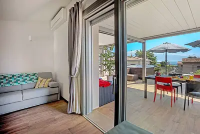 Image de Appartement Villa Donne del Lago Vittoria avec vue montagne, vue sur le lac