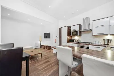 Image de Superb City Centre Three Bedroom Apartment At Howburn Residence