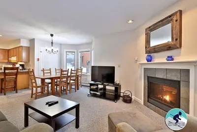 Image de Beautifully decorated 3 bedroom condo nestled on Pico Mountain Ski in Ski out G101