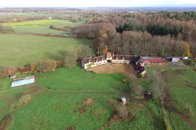 Image de Charming house in the middle of greenery